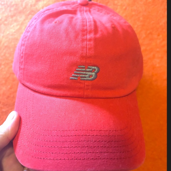 New Balance unisex red V 2.0 100% cotton dad cap hat NWT - Picture 4 of 8